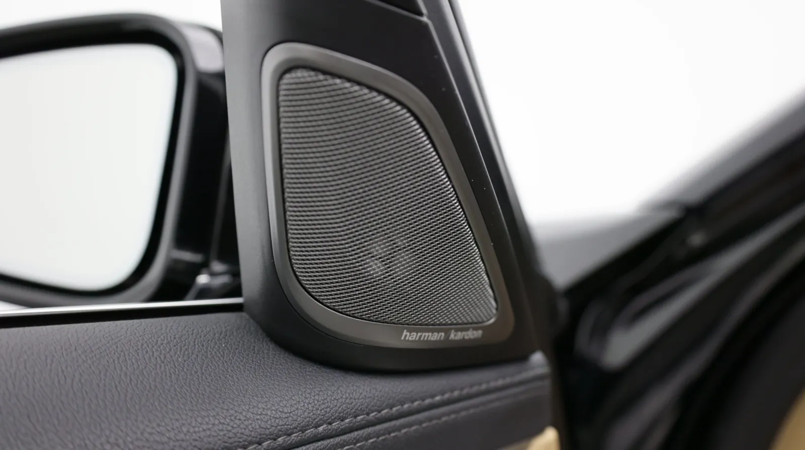 BMW 7 Series photo 14