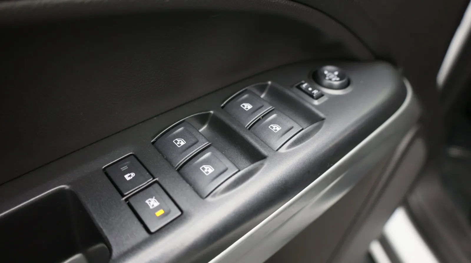 Chevrolet Colorado photo 11