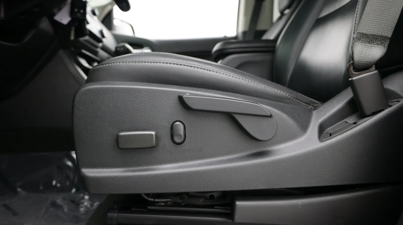Chevrolet Colorado photo 12