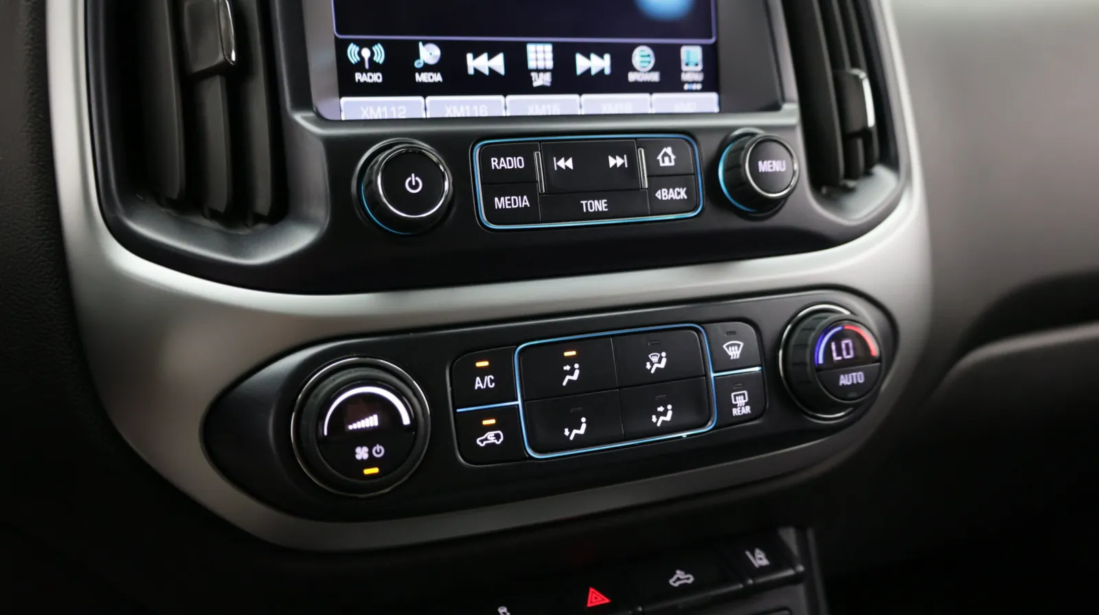 Chevrolet Colorado photo 17