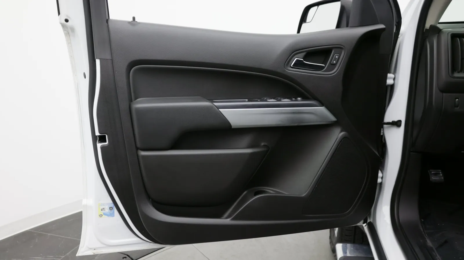 Chevrolet Colorado photo 9