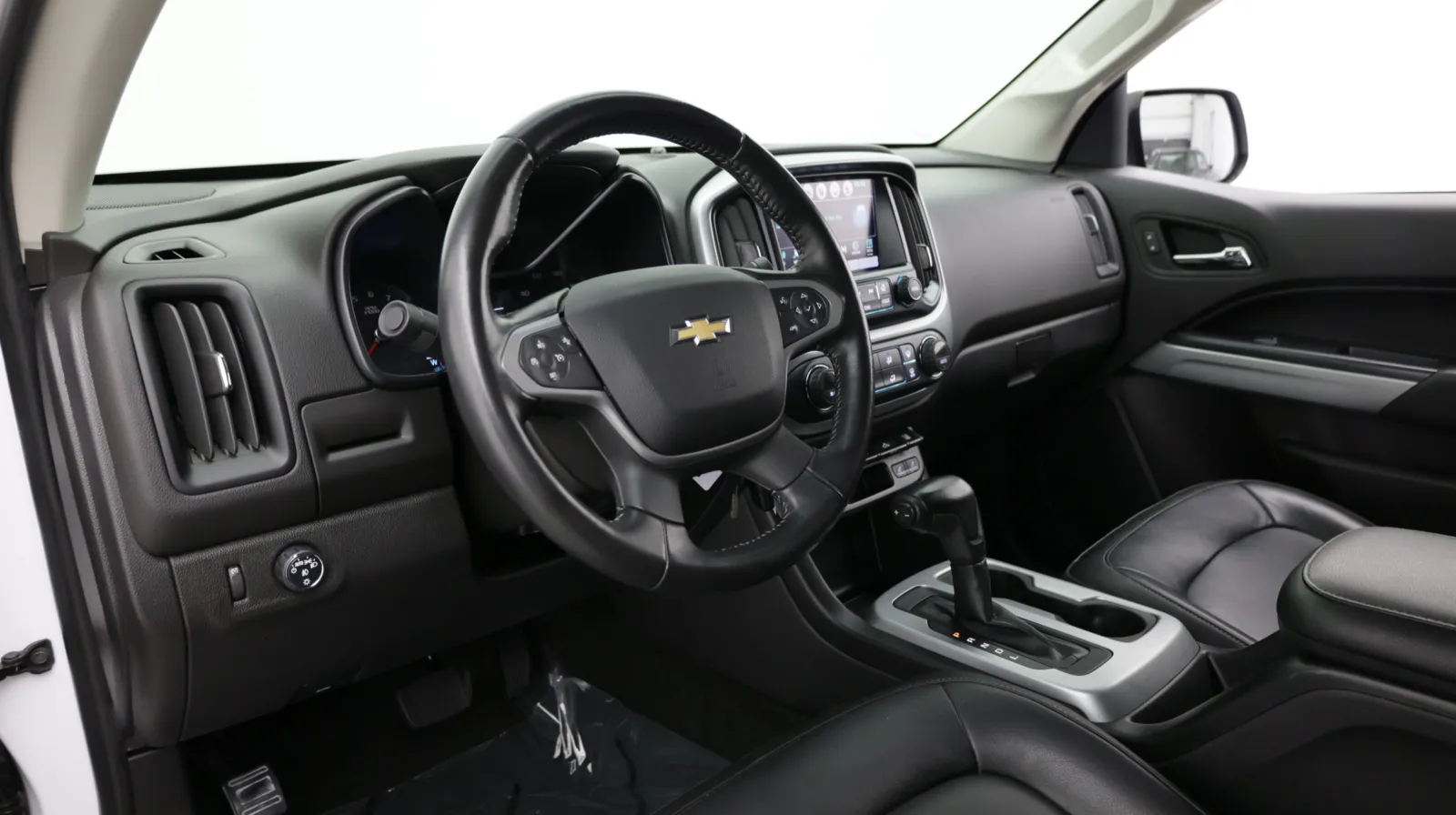 Chevrolet Colorado photo 10
