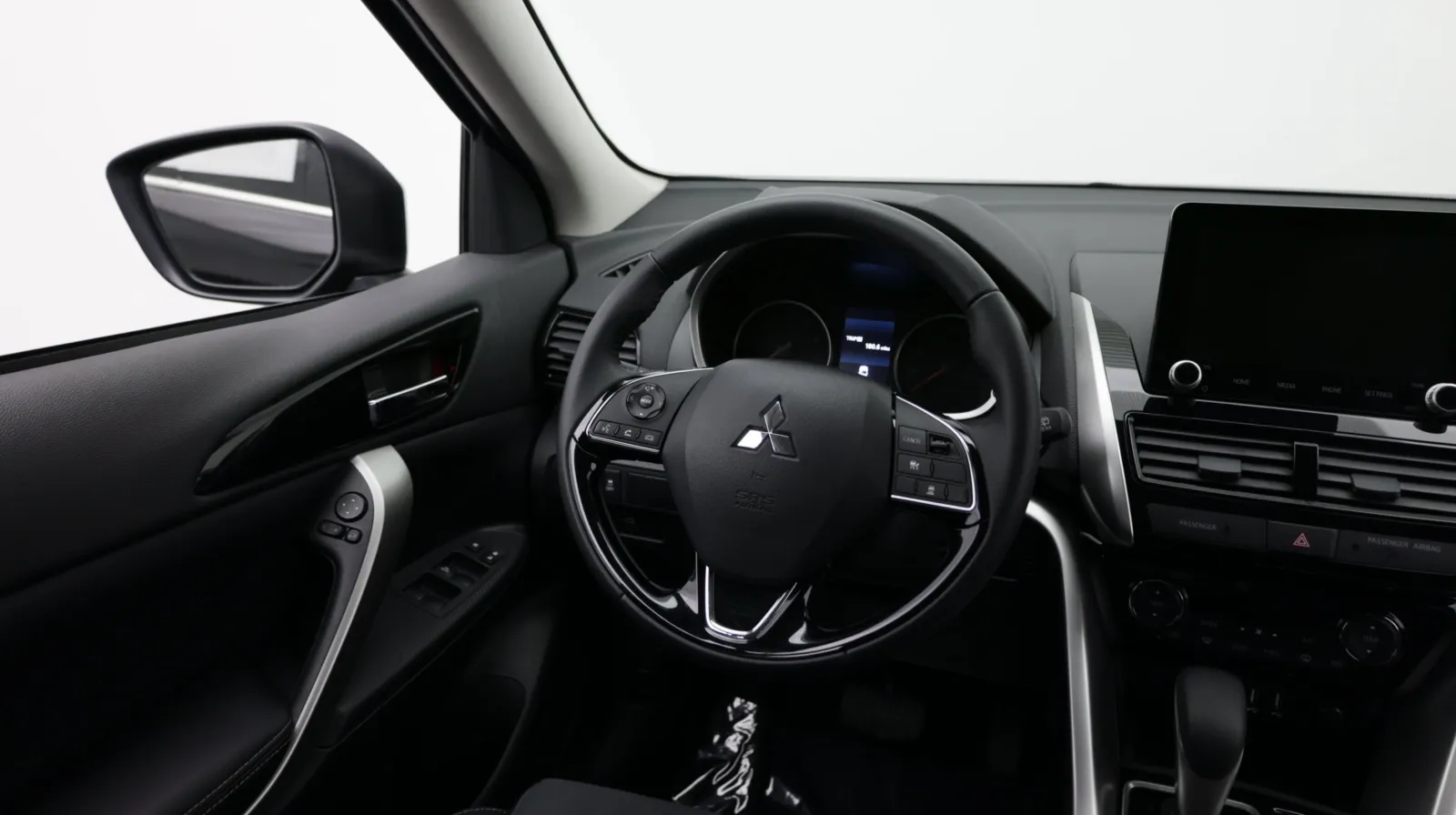 Mitsubishi Eclipse Cross photo 26