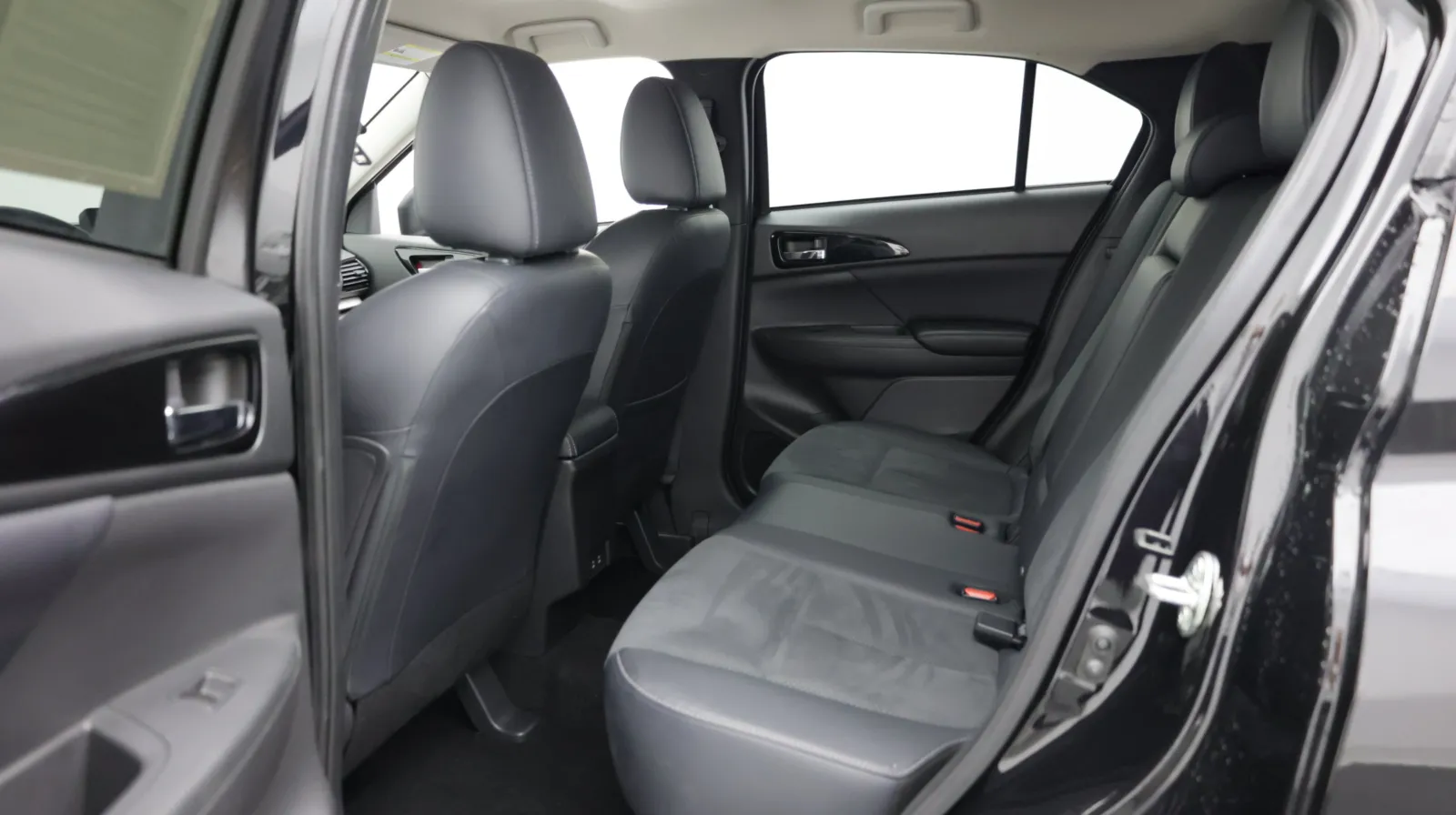 Mitsubishi Eclipse Cross photo 23