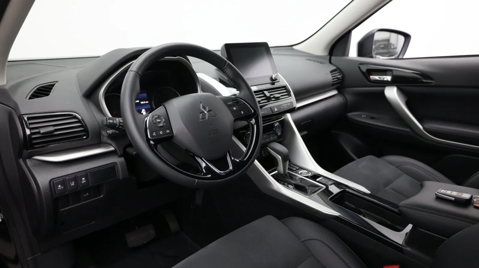 Mitsubishi Eclipse Cross photo 10