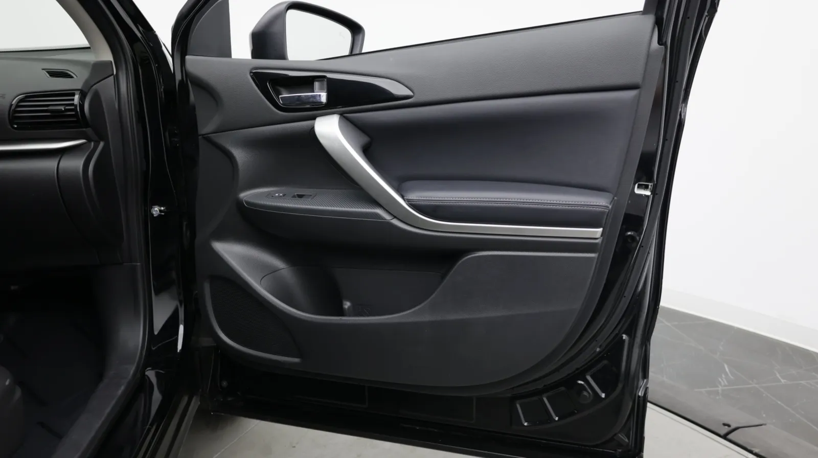 Mitsubishi Eclipse Cross photo 33