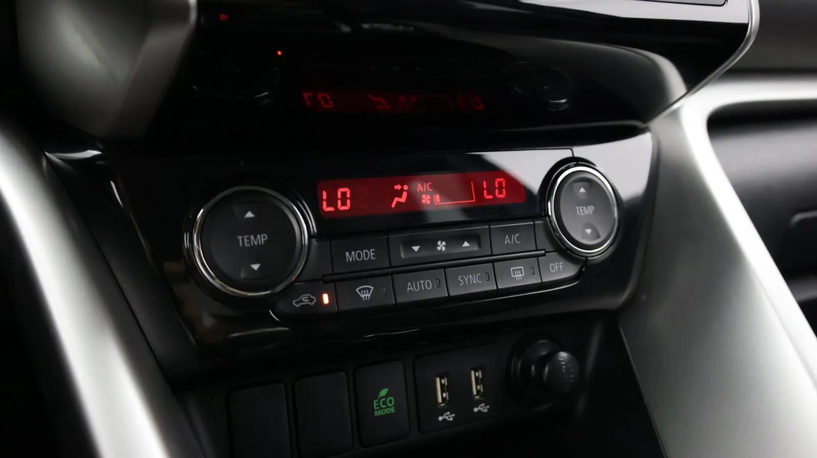 Mitsubishi Eclipse Cross photo 21