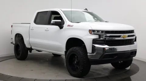 Another view of 2019 Chevrolet Silverado 1500 LT for sale in Jacksonville, FL at Auto Boutique Florida