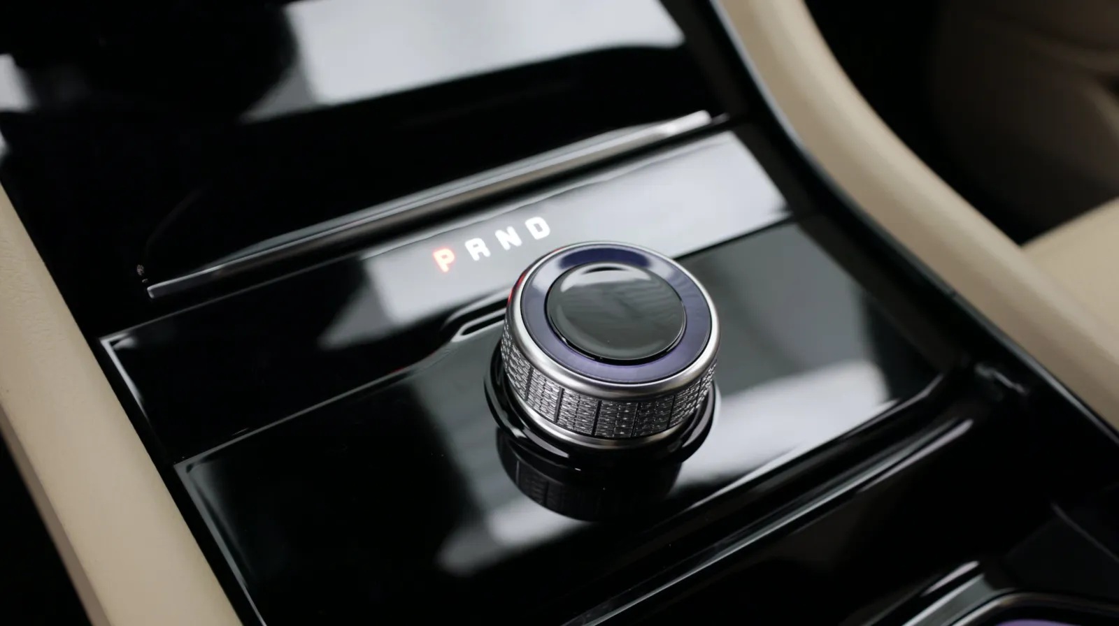 Jeep Grand Cherokee photo 18