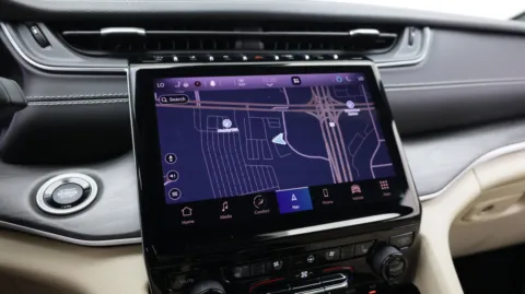 More photos of 2023 Jeep Grand Cherokee Limited at Auto Boutique Florida, FL