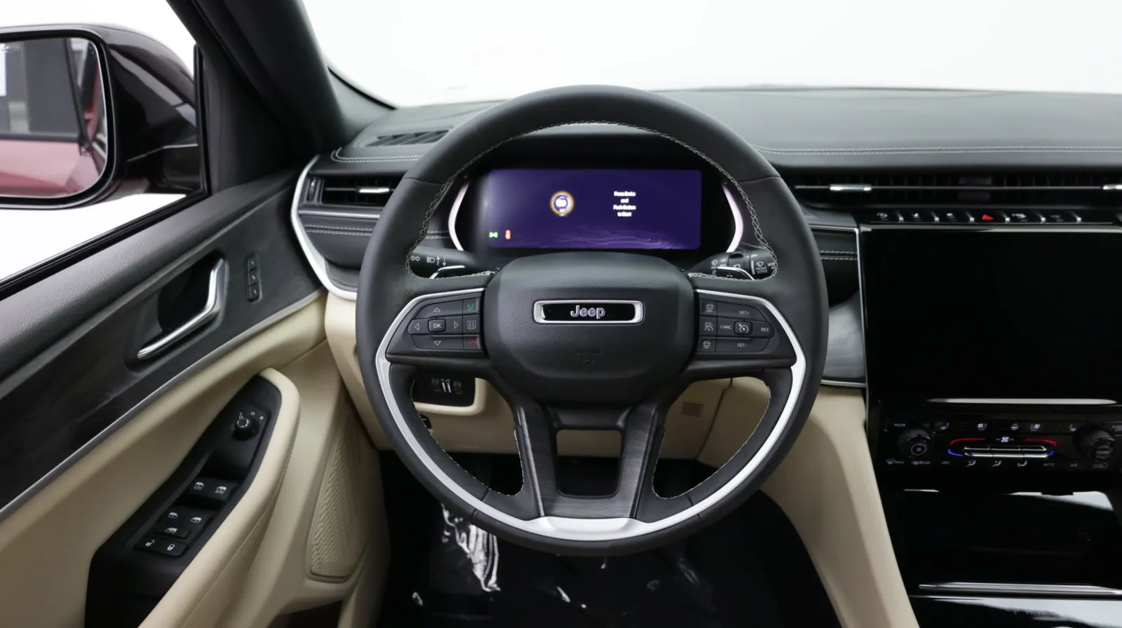 Jeep Grand Cherokee photo 28