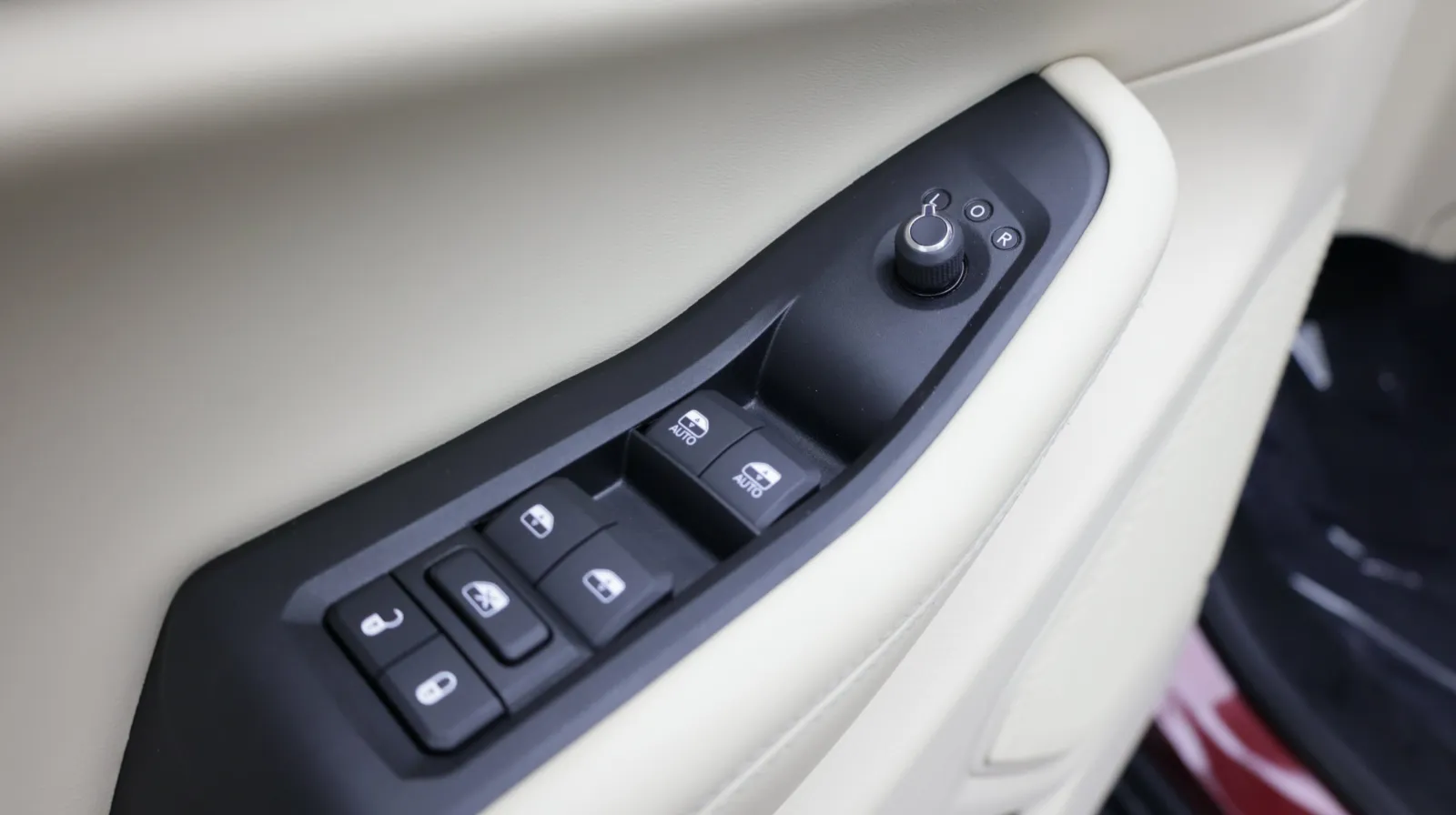 Jeep Grand Cherokee photo 12