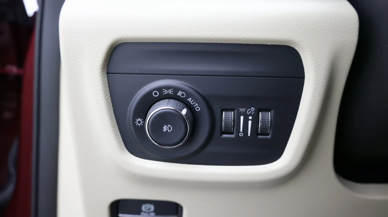 Jeep Grand Cherokee photo 17