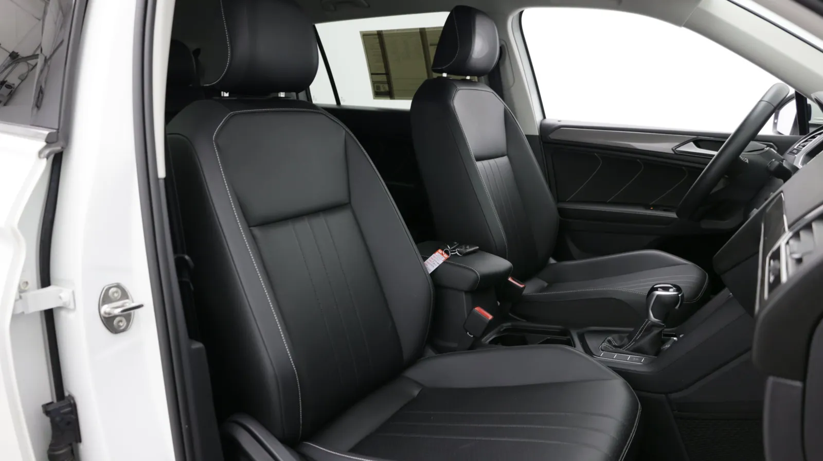 Volkswagen Tiguan photo 37
