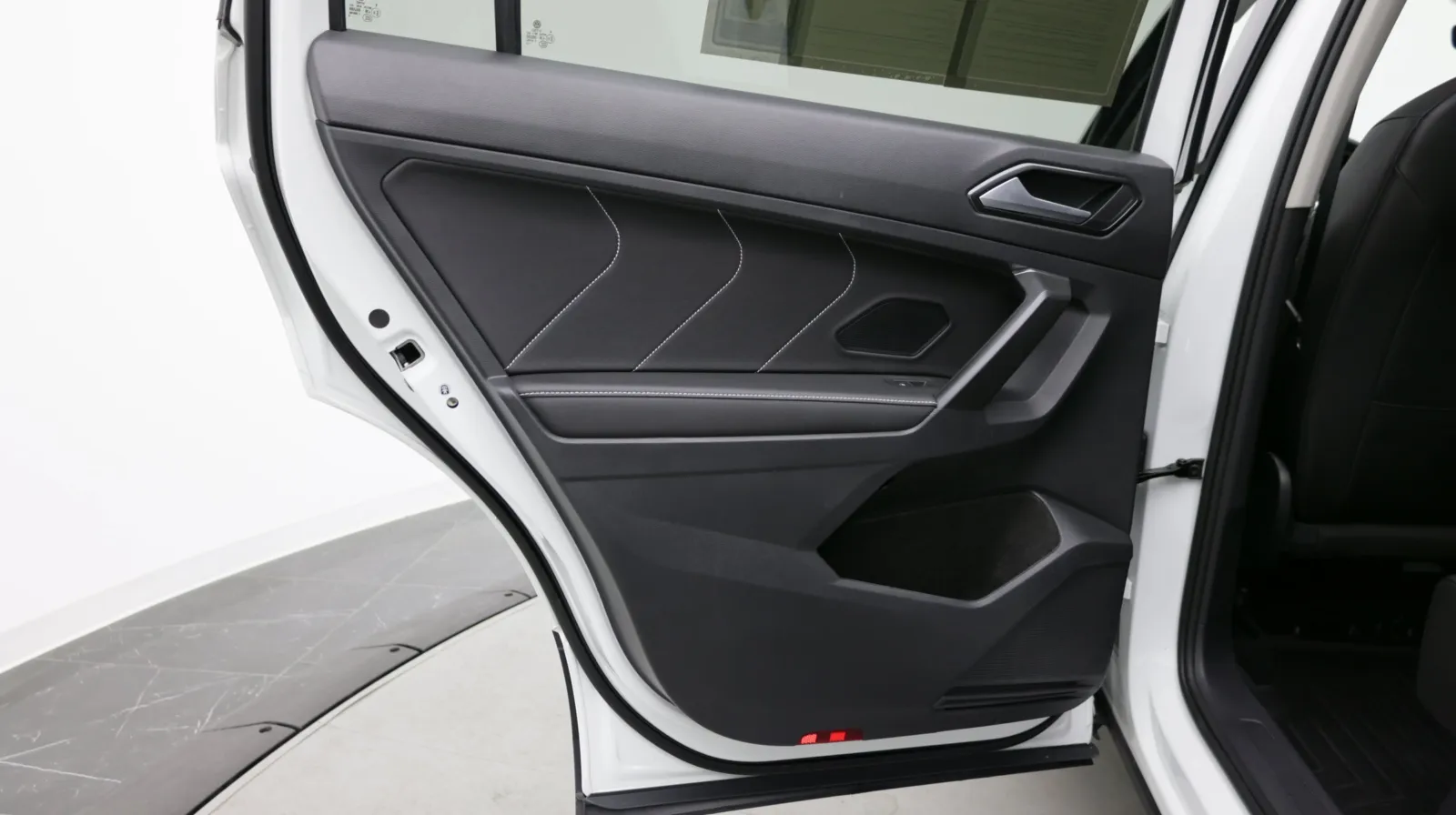 Volkswagen Tiguan photo 26