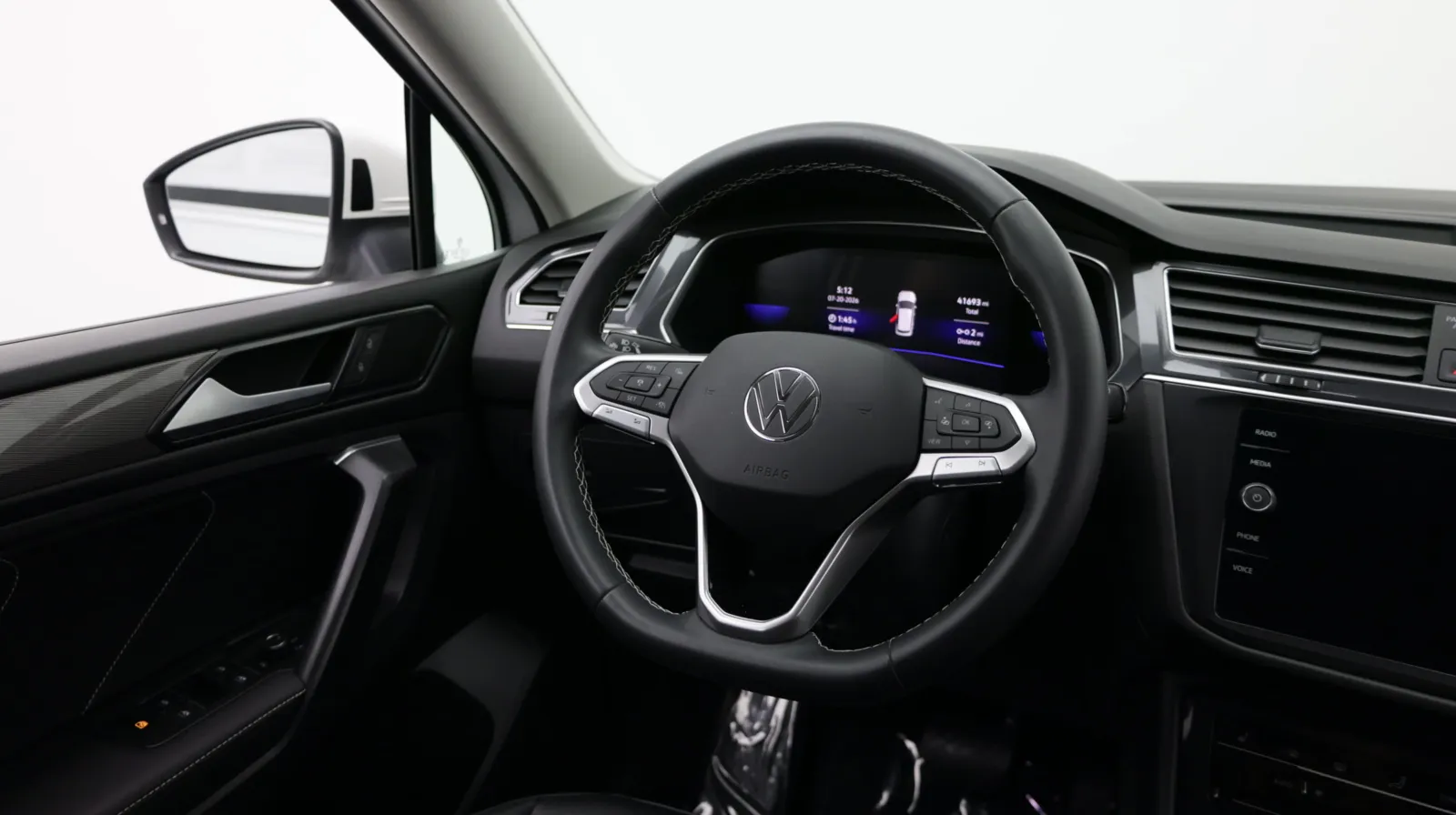 Volkswagen Tiguan photo 28