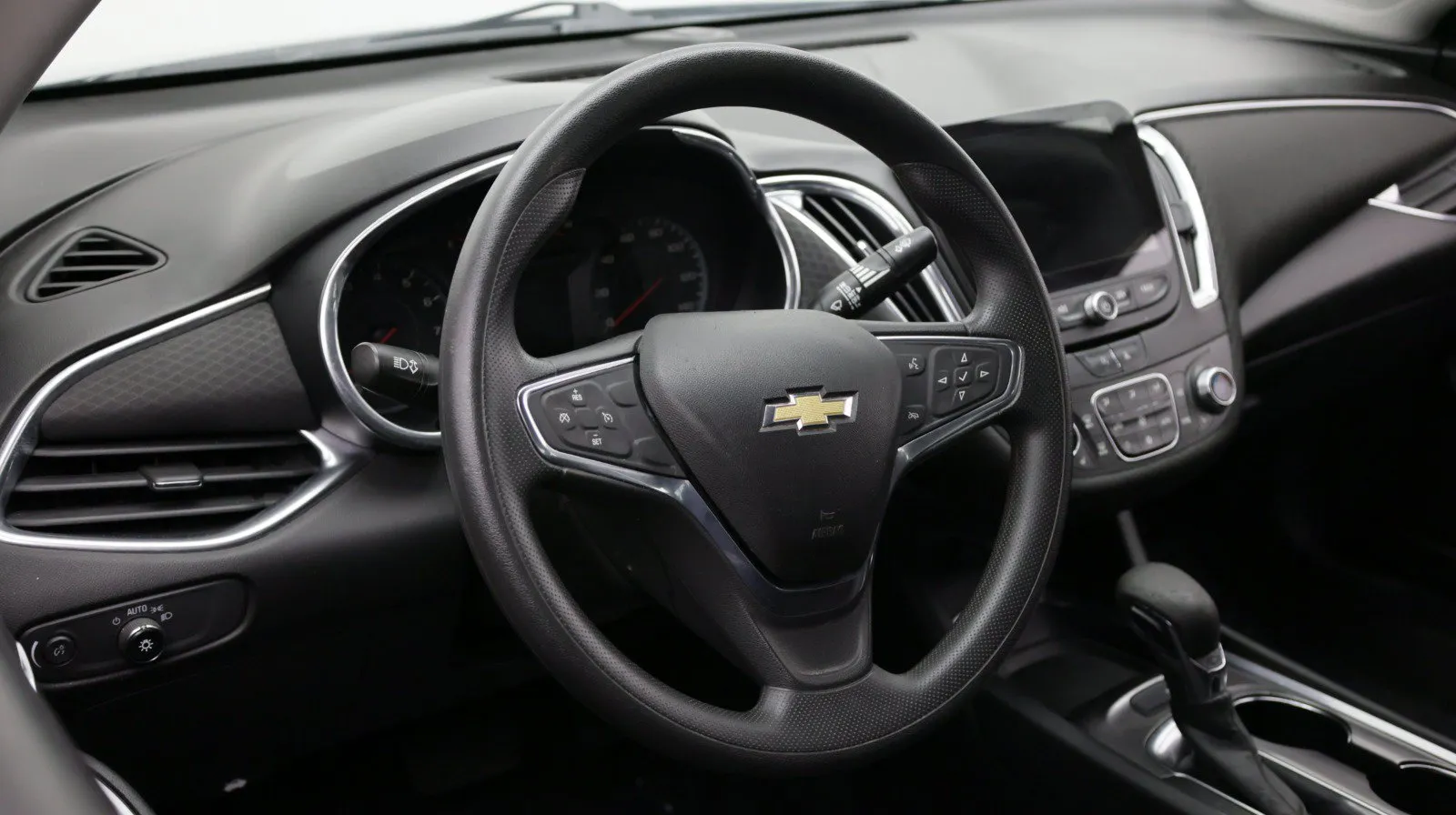 Chevrolet Malibu photo 9