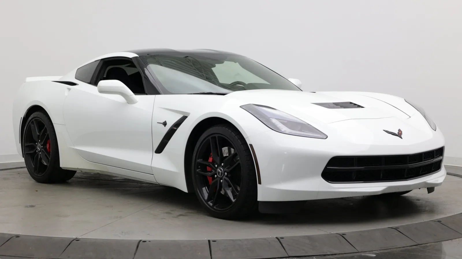 Chevrolet Corvette photo 3