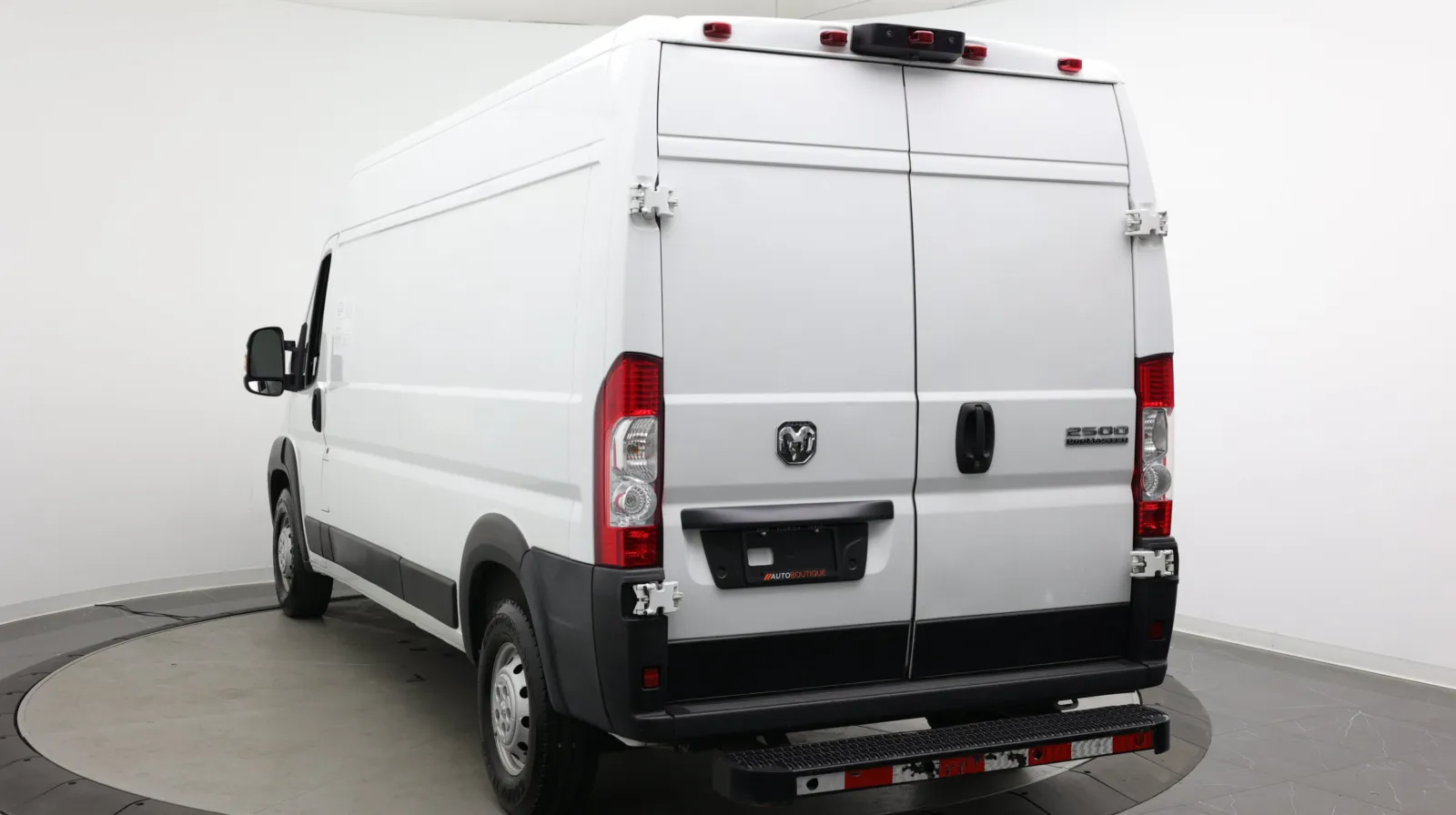 Ram Cargo Van photo 5