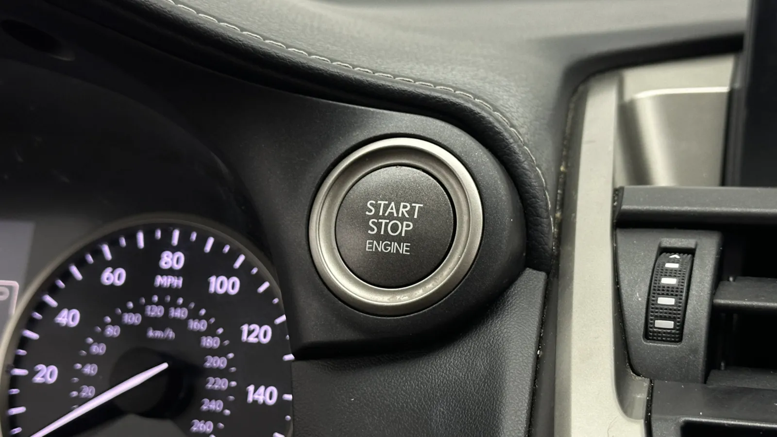 Lexus NX photo 22