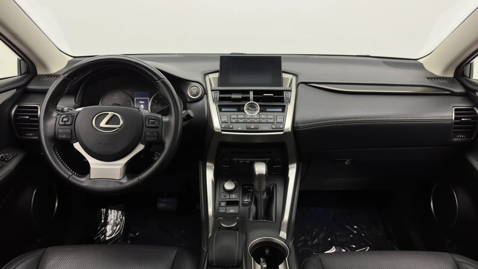 Lexus NX photo 30