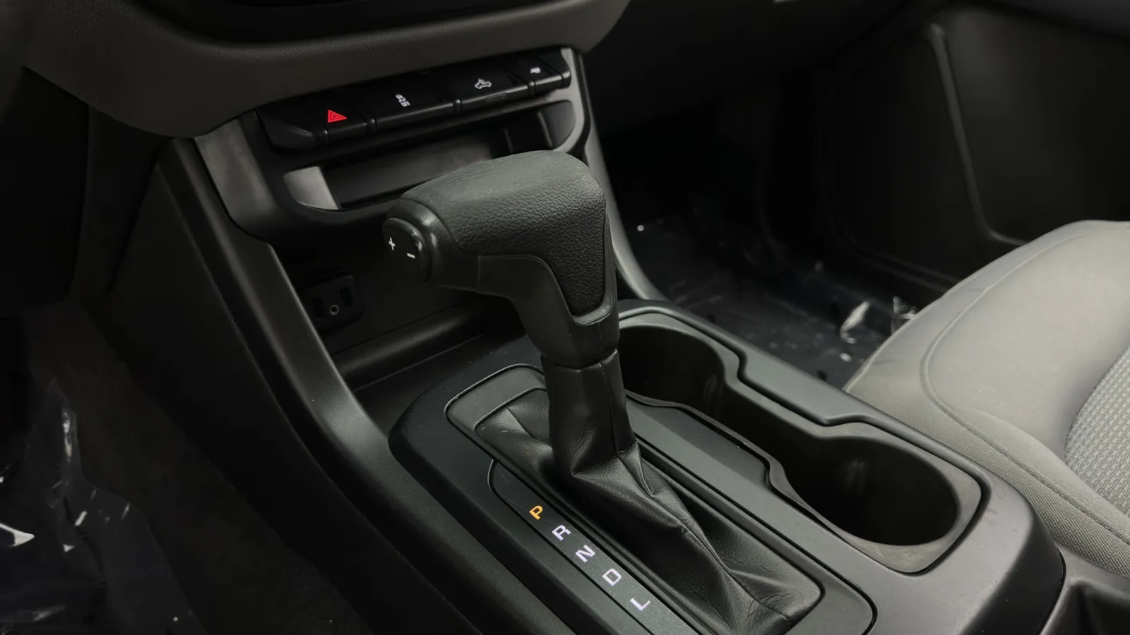 Chevrolet Colorado photo 15