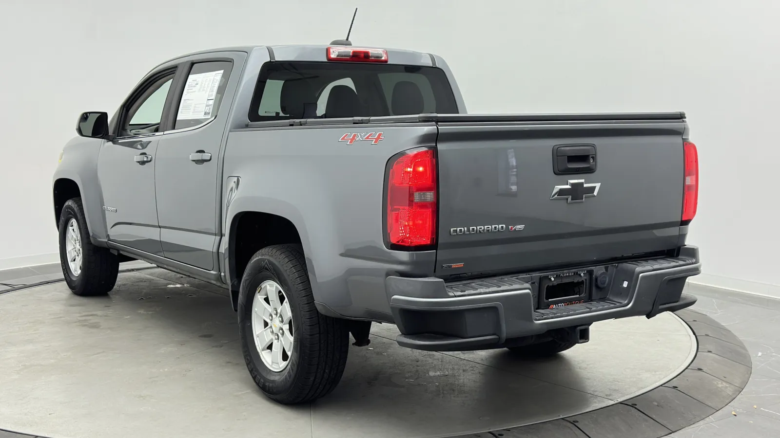 Chevrolet Colorado photo 4