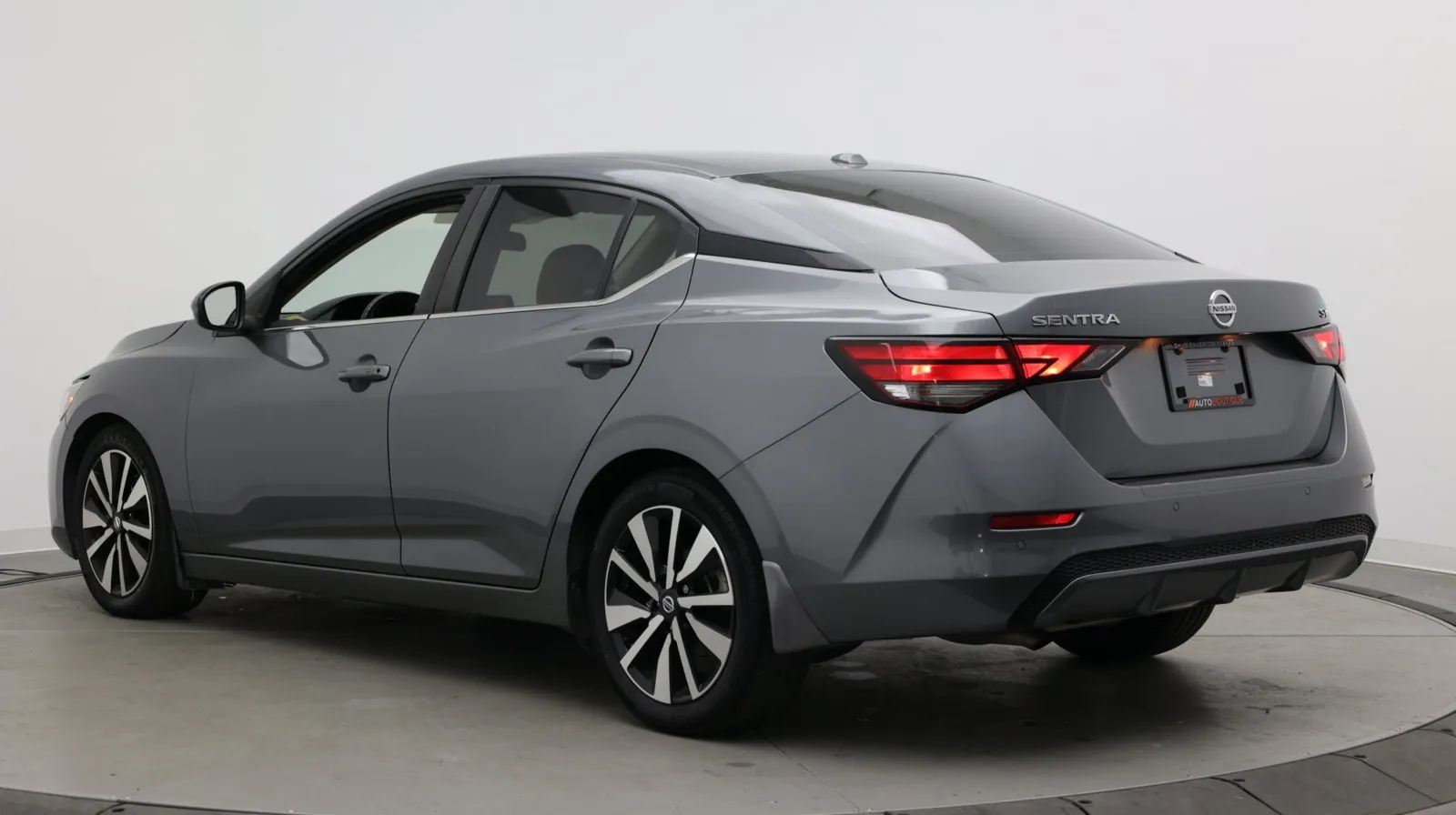 Nissan Sentra photo 6