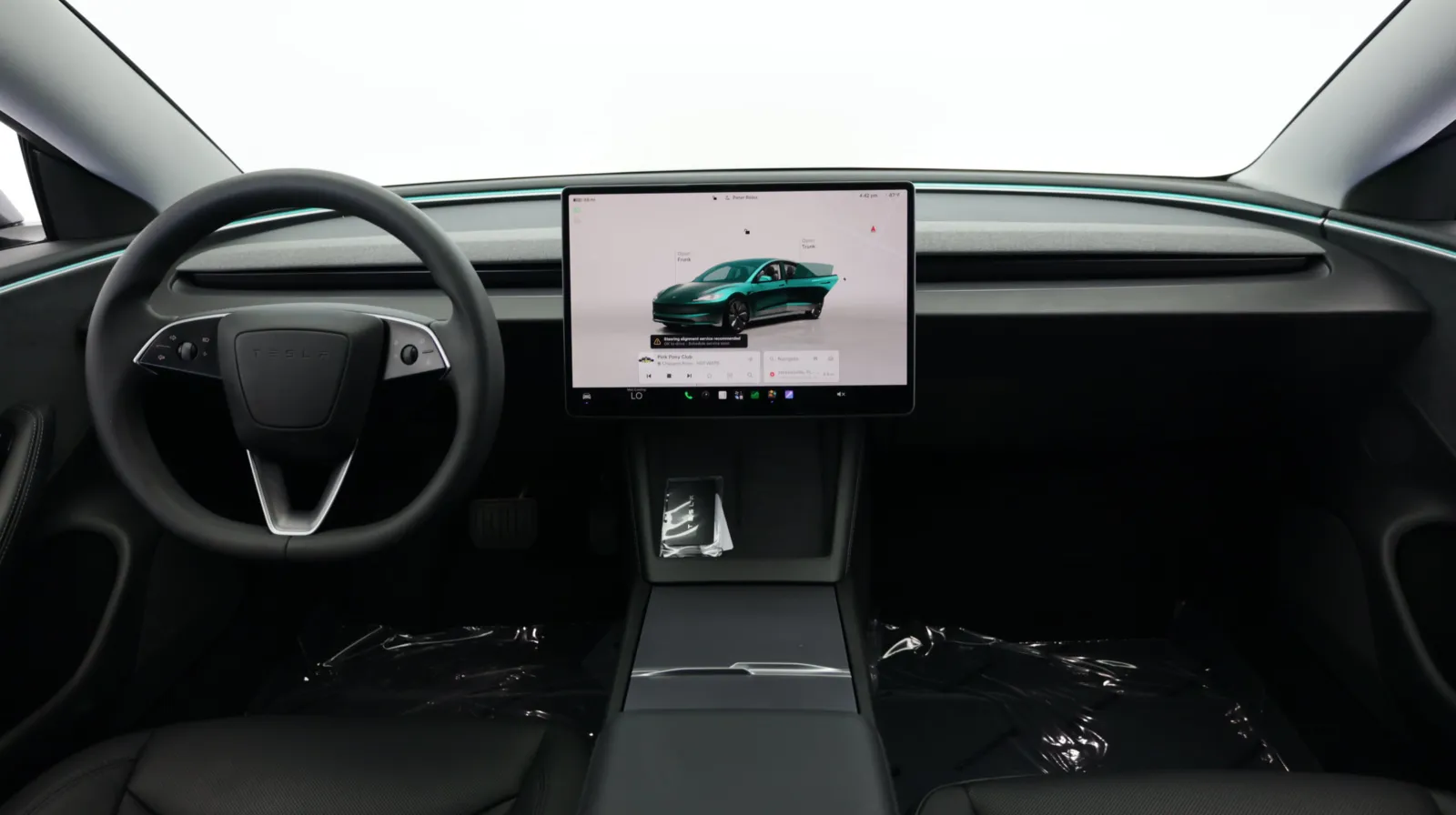 Tesla Model 3 photo 28