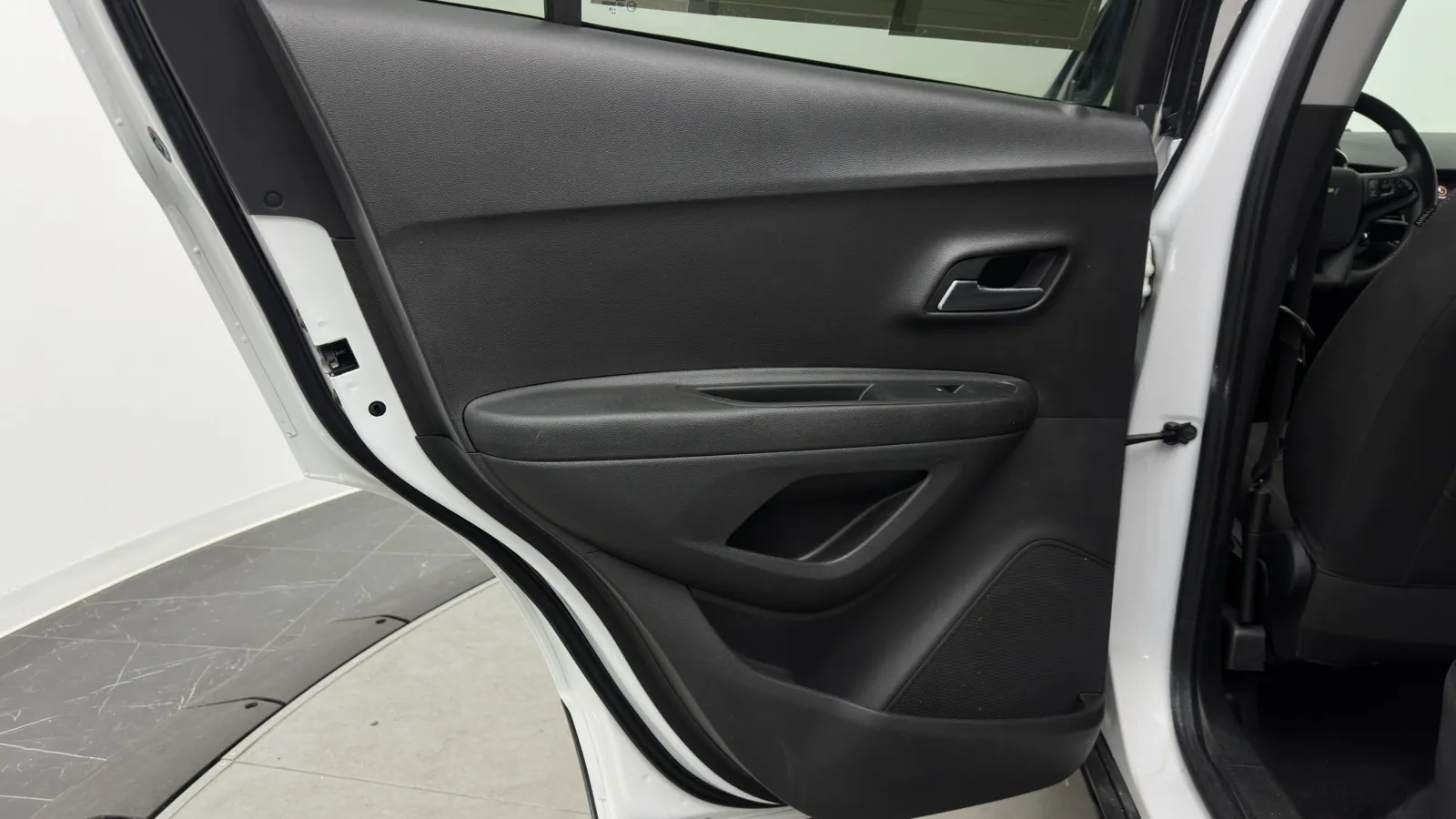 Chevrolet Trax photo 24