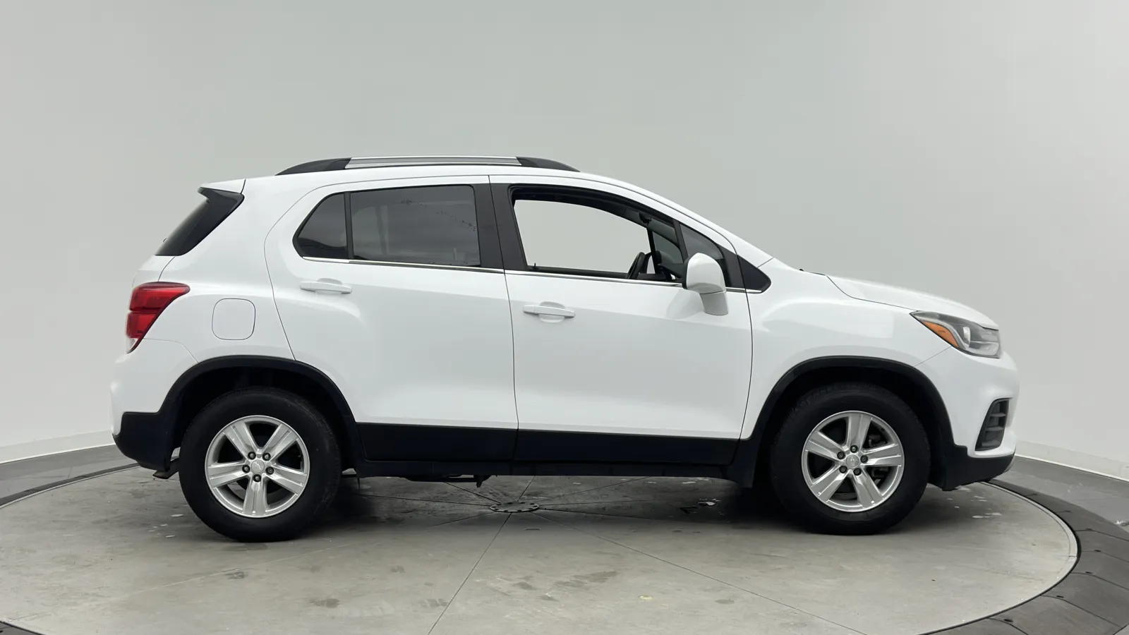 Chevrolet Trax photo 8