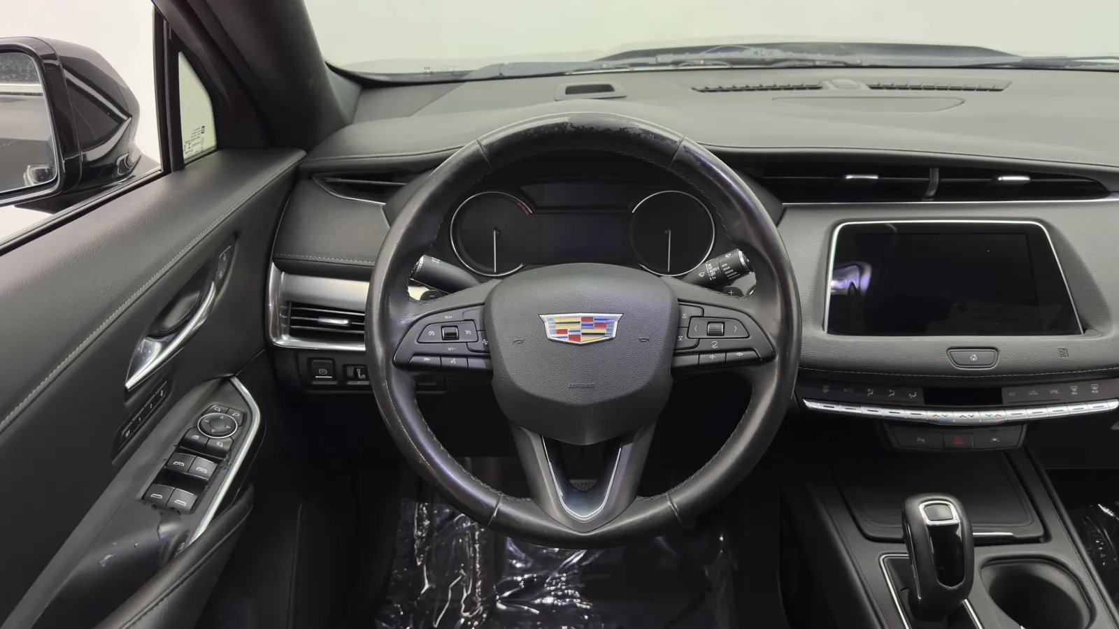 Cadillac XT4 photo 19