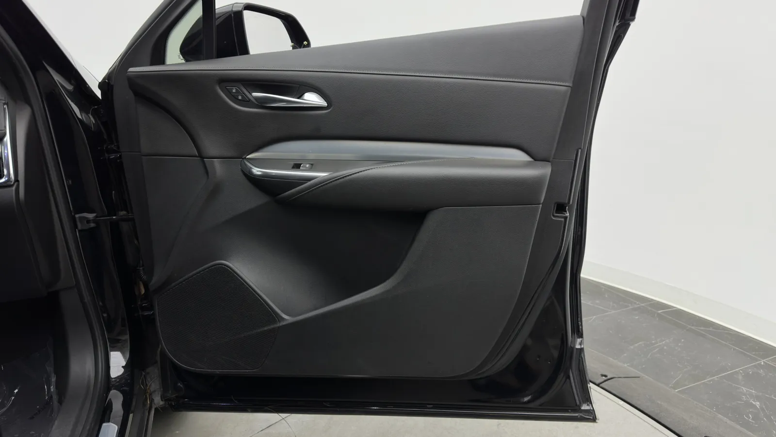 Cadillac XT4 photo 26