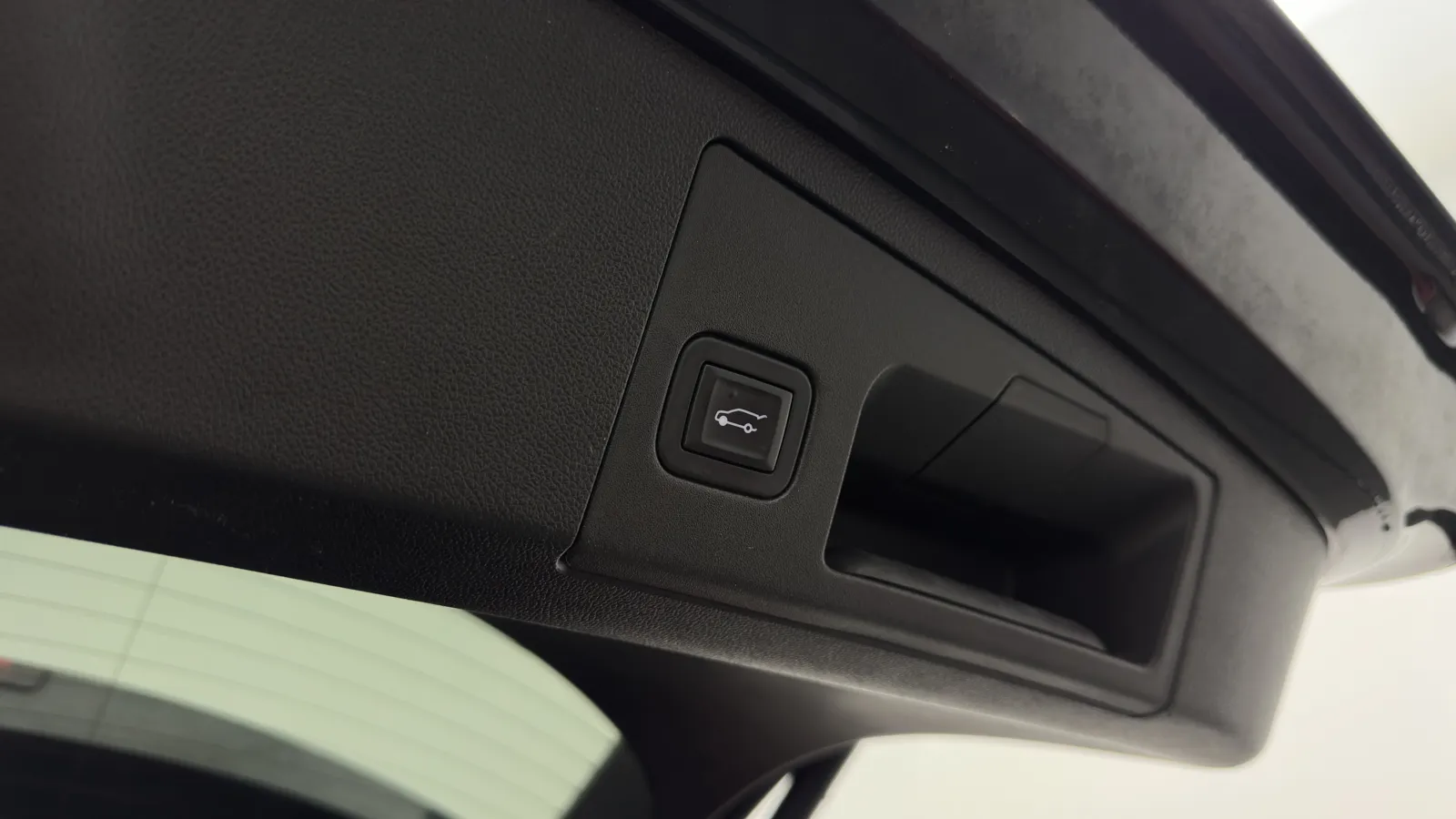 Cadillac XT4 photo 23