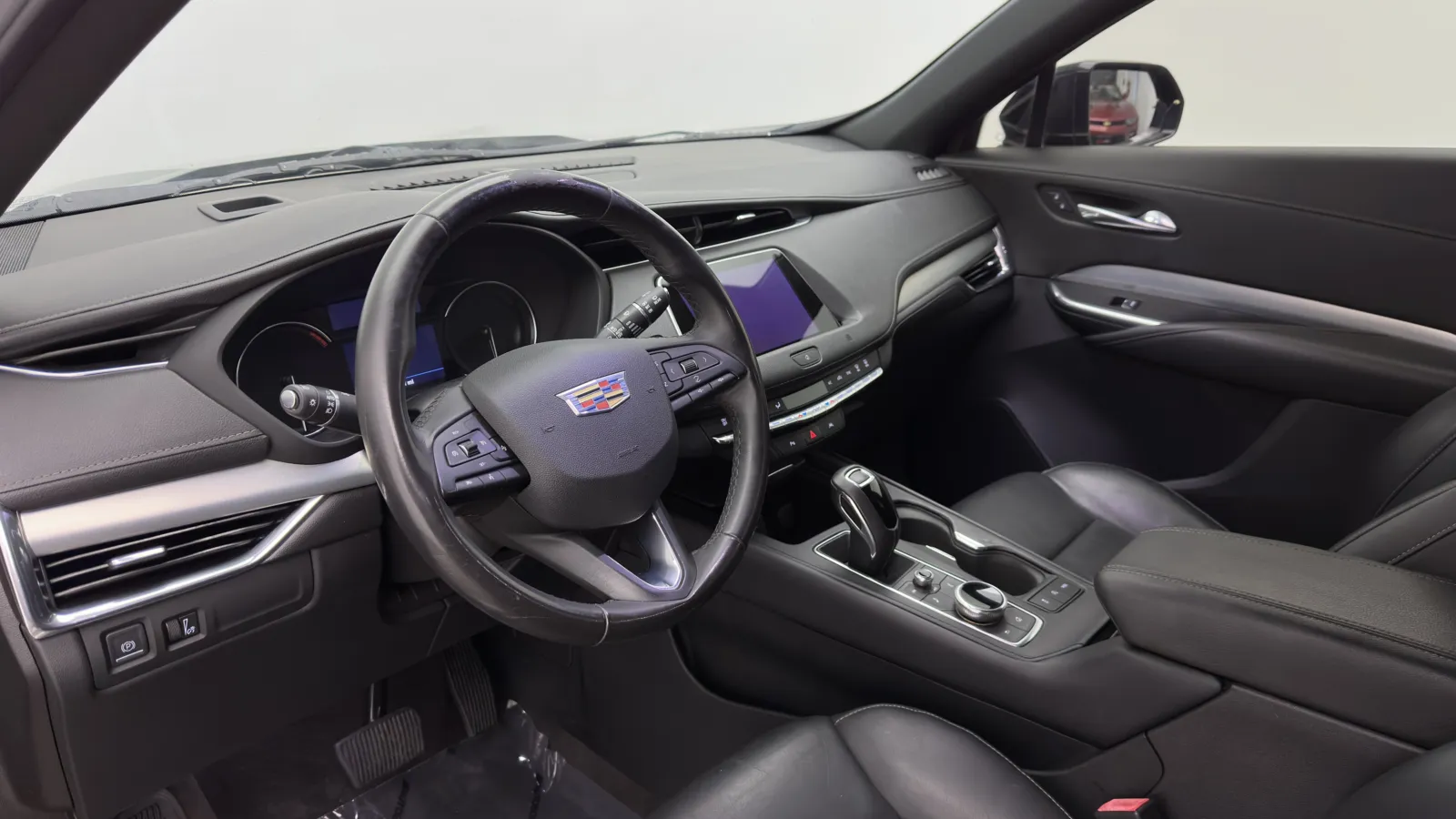 Cadillac XT4 photo 7