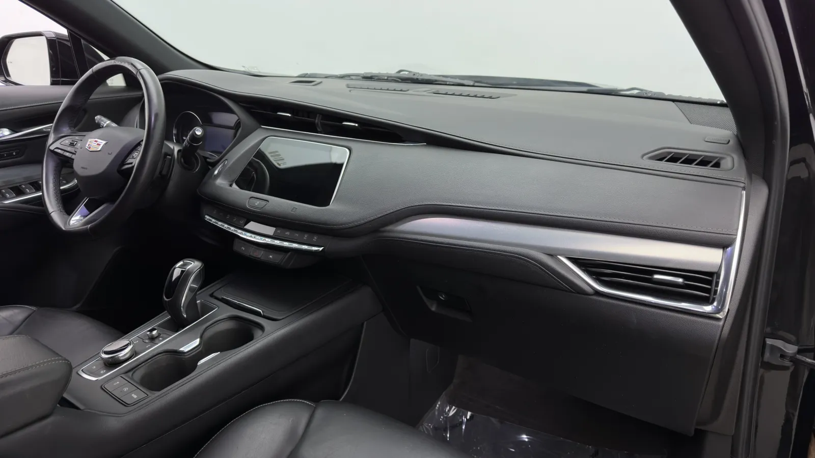 Cadillac XT4 photo 29