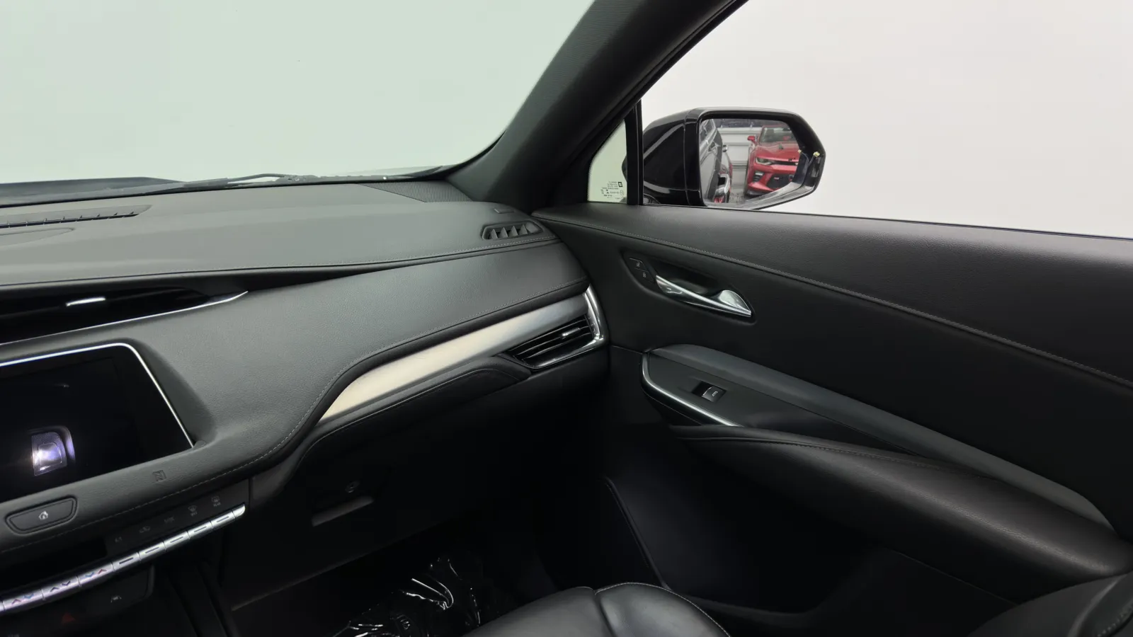 Cadillac XT4 photo 21