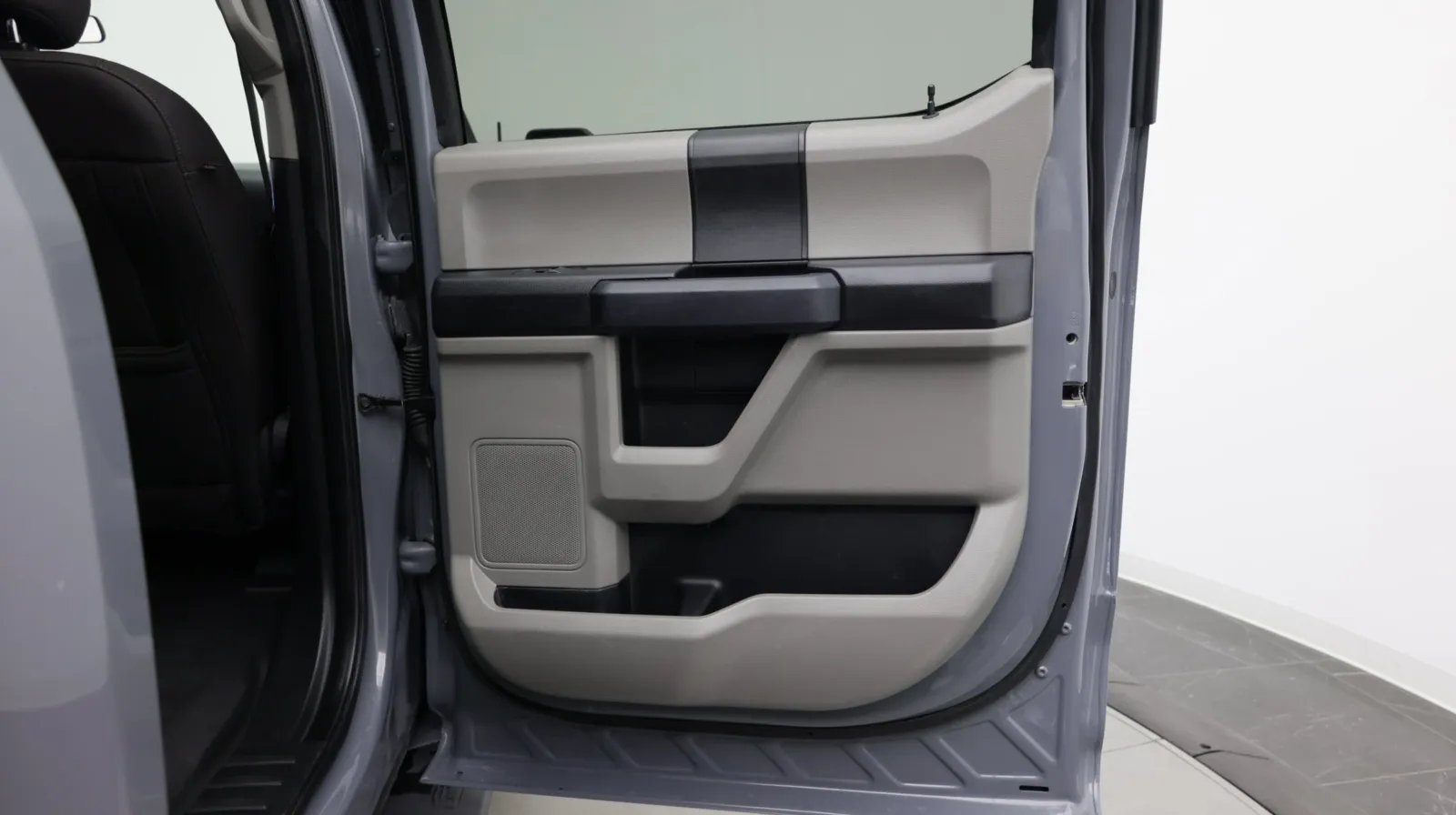 Ford F-150 photo 27