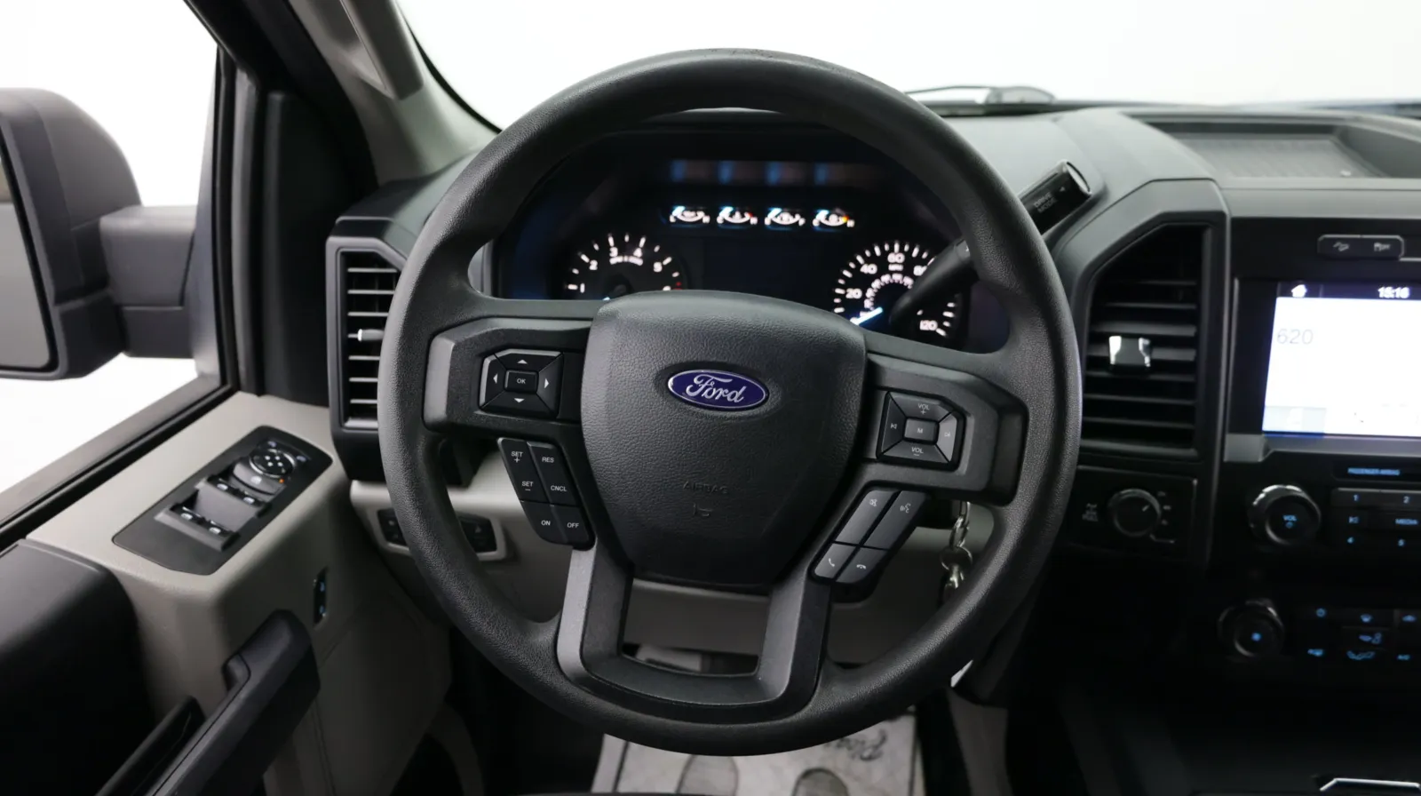 Ford F-150 photo 22