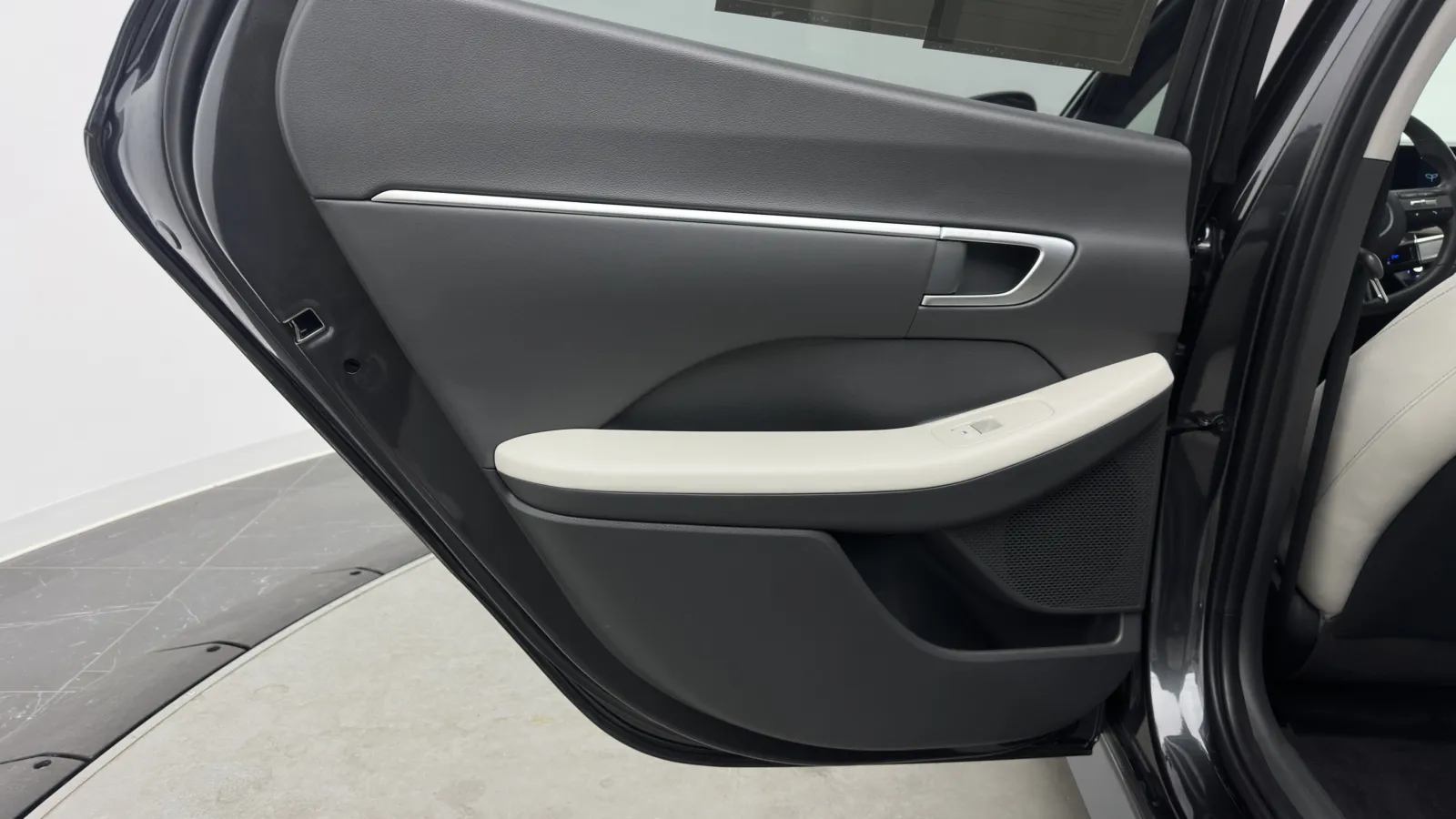 Hyundai Sonata photo 24