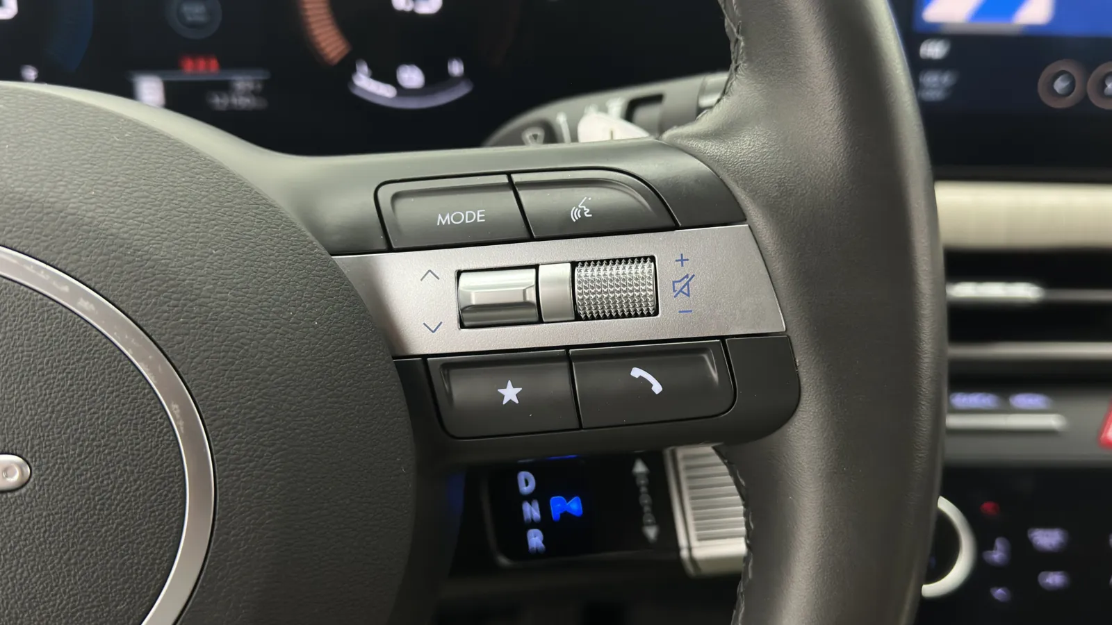 Hyundai Sonata photo 22