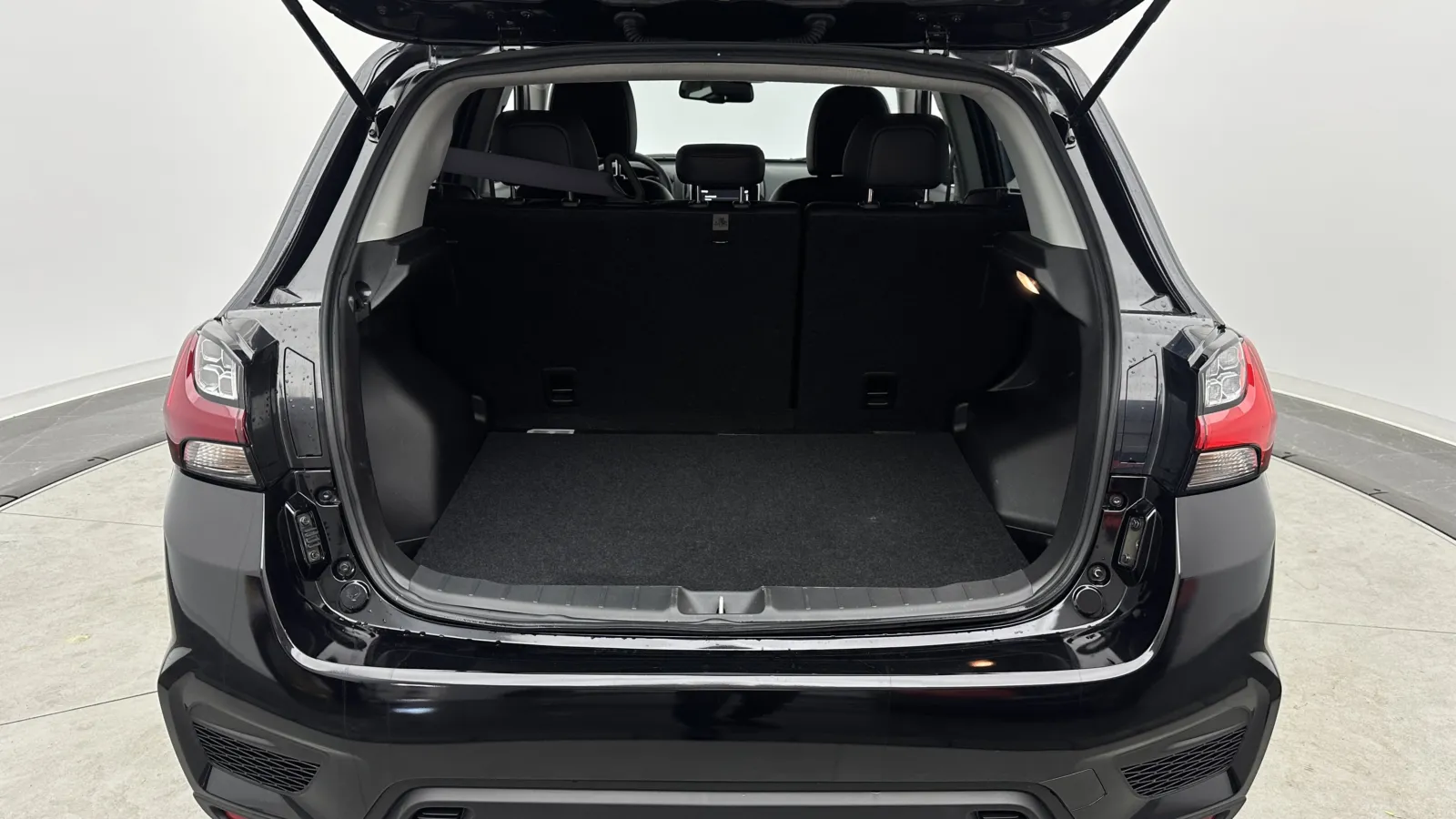 Mitsubishi Outlander Sport photo 29