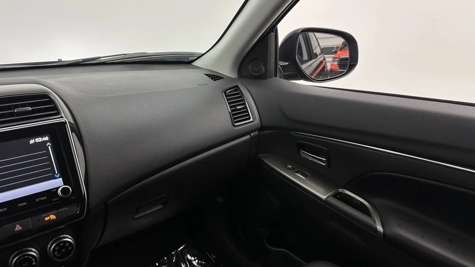 Mitsubishi Outlander Sport photo 28