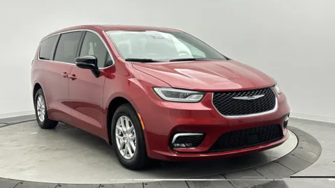 Another view of 2026 Chrysler Pacifica Select for sale in Jacksonville, FL at Auto Boutique Florida