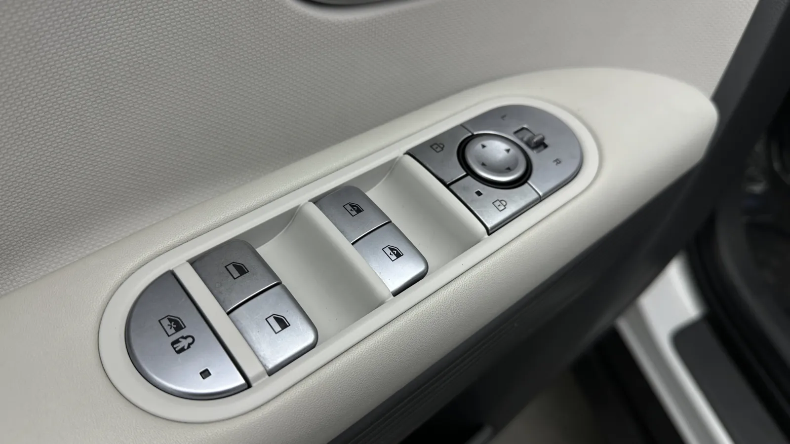 Hyundai Ioniq 5 photo 12