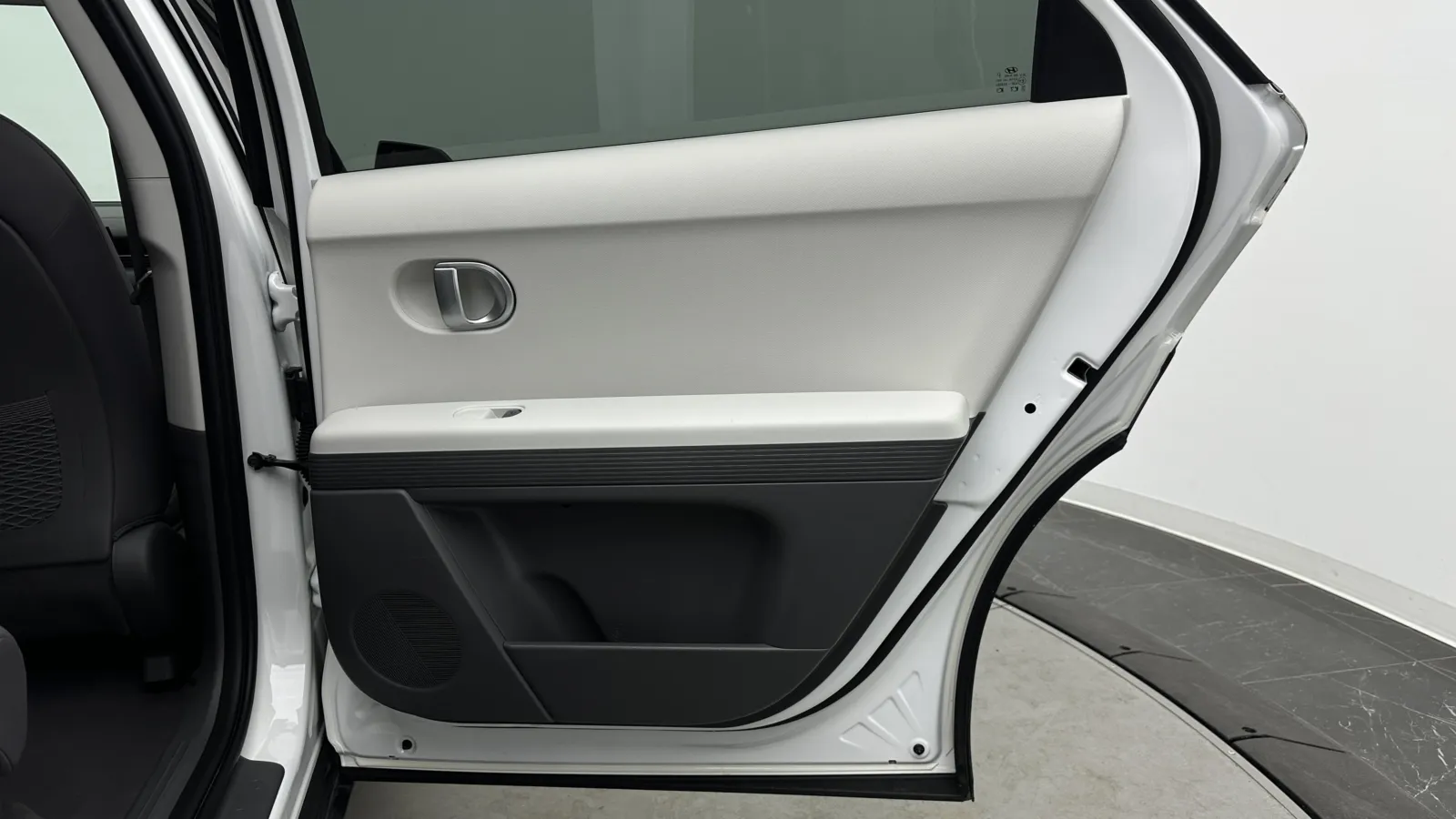 Hyundai Ioniq 5 photo 30