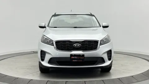 Photos of 2020 Kia Sorento LX V6 for sale in Jacksonville, FL at Auto Boutique Florida