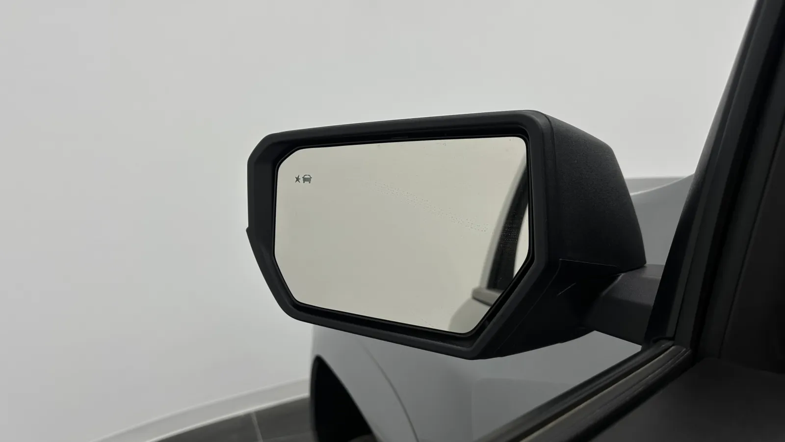 Chevrolet Colorado photo 13