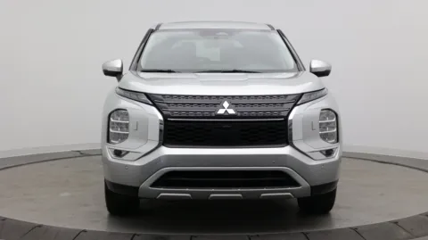 Photos of 2024 Mitsubishi Outlander SE for sale in Jacksonville, FL at Auto Boutique Florida