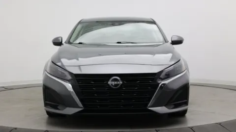 Photos of 2023 Nissan Altima 2.5 SV for sale in Jacksonville, FL at Auto Boutique Florida